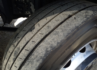 Cabeza tractora IVECO AS440S48TP, 
EVO Hi Way, 
Euro6, 
Automática con intarder, 
Del año 2017, 
Con 314.185km.
Neumáticos 315/70R22.5  Precio 42.500€+IVA, con tractora reacondicionada y con 12 meses de garantía de cadena cinemática.