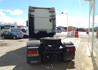 Cabeza tractora IVECO AS440S48TP, 
Hi Way, 
Euro6, 
Automática con intarder, 
Del año 2015, 
Con 573.755km.
Neumáticos 315/80R22.5  Precio 28.500€+IVA, con tractora reacondicionada y con 12 meses de garantía de cadena cinemática.