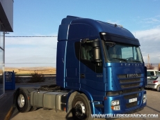 Cabeza tractora IVECO AS440S50TP automática con intarder, del año 2010, solo 491.920km, en muy buenas condiciones, con 12 meses de garantía de cadena cinemática.