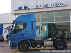 Cabeza tractora IVECO AS440S50TP automática con intarder, del año 2010, solo 491.920km, en muy buenas condiciones, con 12 meses de garantía de cadena cinemática.