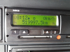 Cabeza tractora IVECO AS440S50TP automática con intarder, del año 2011, 519.994km, en muy buenas condiciones, con 12 meses de garantía de cadena cinemática.