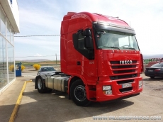 Cabeza tractora IVECO AS440S50TP automática, del año 2010, solo 477.671km, en muy buenas condiciones, con 12 meses de garantía de cadena cinemática.