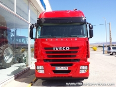 Cabeza tractora IVECO AS440S50TP automática, del año 2010, solo 489.608km, en muy buenas condiciones, con 12 meses de garantía de cadena cinemática.
