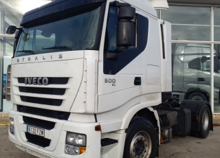 Tractor head IVECO AS440S50TP,
Cube,
Automatic with retarder, 
year 2008,
with 989.412km.