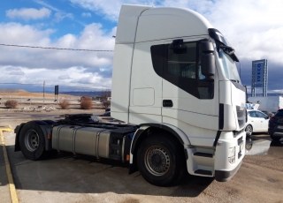Tractor head 
IVECO AS440S50TP, Hi Way, 
automatic wit retarder, 
year 2015, 
with 481.720km.