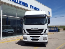 Cabeza tractora IVECO AS440S50TP Hi Way, automática con intarder, del año 2013, con 459.653km, con garantía de cadena cinemática.