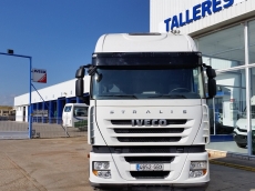 Tractor head IVECO AS440S50TP, automaticl with retarder, year 2008, with 736.767km.