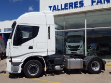 Tractor head IVECO AS440S50TP, automatic with retarder, year 2012, with 476.055km.