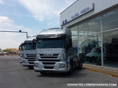 Cabezas tractoras usadas IVECO AT440S45TP, automáticos con intarder, del año 2011, con menos de 200.000km.