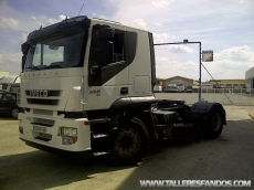 Tractor unit IVECO Stralis AT440S45TP manual with retarder, with 273.710km, registered 2010.