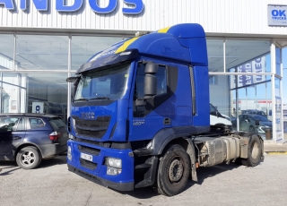 Tractor head 
IVECO
AT440S46TP, 
manual with retarder, 
year 2015, 
with 565.625km.