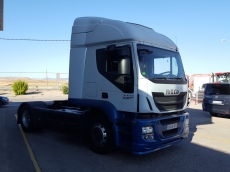 Tractor head IVECO Hi Road AT440S46T/P, automatic, year 2013, with 456.826km.
