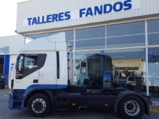 Cabeza tractora IVECO Hi Road AT440S46T/P, automática, del año 2013, con 456.826km, con 12 meses de garantía de cadena cinemática.