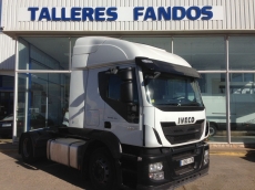 Tractor head IVECO Hi Road AT440S46T/P, automatic with retarder, year 2013, with 315.744km.