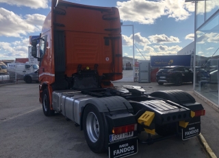 Tractor head IVECO Hi Way AS440S46T/P, automatic with retarder, year 2014, with 284.000km.