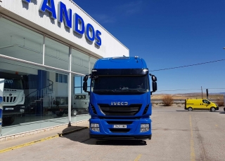 Tractor head IVECO Hi Way AS440S46T/P, automatic with retarder,  year 2014, with 470.562km.