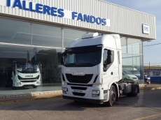 Tractor head IVECO Hi Way AS440S46T/P, automatic with retarder, adr, year 2014, with 259.556km.