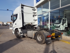 Tractor head IVECO Hi Way AS440S46T/P, automatic with retarder, adr, year 2014, with 259.556km.