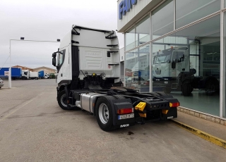 Tractor head IVECO Hi Way AS440S46T/P, automatic with retarder,  year 2013, with 443.500km.