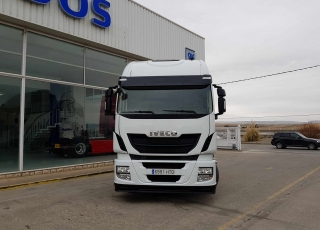 Tractor head IVECO Hi Way AS440S46T/P, automatic with retarder,  year 2013, with 427.656km.
