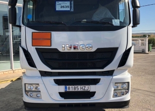 Tractor head IVECO Hi Way AS440S46T/P, automatic with retarder, ADR, year 2014, with 287.473km.