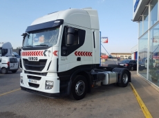 Tractor head IVECO Hi Way AS440S46T/P, automatic with retarder, year 2013, with 350.417km.