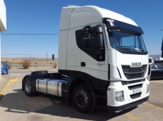 Tractor head IVECO Hi Way AS440S46T/P, automatic with retarder, year 2013, with 221.127km.