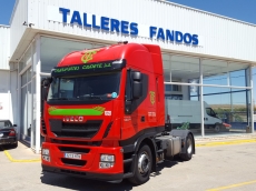 Cabeza tractora IVECO Hi Way AS440S46T/P, automática con intarder, del año 2013, con 332.243km, con 12 meses de garantía de cadena cinemática.