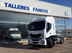 Tractor head IVECO Hi Way AS440S46T/P EEV, automatic with retarder, year 2013, with 458.491km.