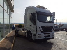 Tractor head IVECO Hi Way AS440S46T/P, automatic with retarder, adr, year 2014, with 271.127km.