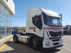 Tractor head IVECO Hi Way AS440S46T/P, automatic with retarder, year 2013, with 268.684km.