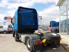 Tractor head IVECO Hi Way AS440S46T/P EEV, automatic with retarder, year 2013, with 347.185km.