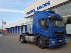 Cabeza tractora IVECO Hi Way AS440S46T/P EEV, automática con intarder, del año 2013, con 313.130km, con 12 meses de garantía de cadena cinemática.