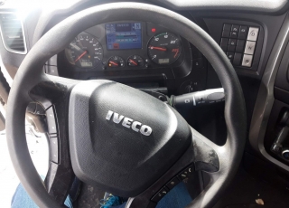 Tractor head 
IVECO Hi Way AS440S48T/P Euro6,
automatic with retarder, 
year 2015, 
with 622.135km.