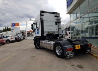 Tractor head IVECO Hi Way AS440S48T/P, Euro 6, automatic with retarder, year 2014, with 259.973km.