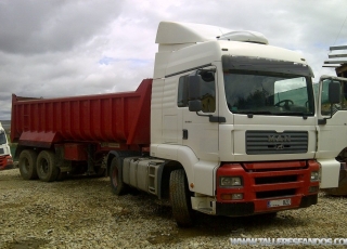 4 Tractoras MAN TGA 18.410, manual con intarder. 2 de 2002 y 2 de 2003. Tienen Aire Acondicionado, calefactor, equipo hidraulico.

Las cuatro bañeras son Fruehauf de hierro de 2 ejes.

VENDIDOS