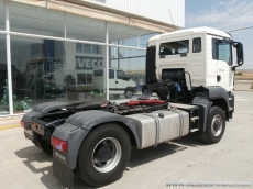 Tractor unit MAN TGS 18.440 4x4, manual gearbox, 166.600km, hydrodrive system, manufactured 2009.