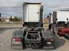 Cabeza tractora Renault Magnum 500.18, manual con intarder, del año 2008, con 1.141.692km.