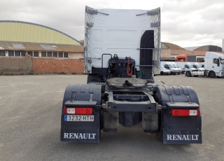 Cabeza tractora RENAULT PREMIUM 460.18T, automática con intarder, del año 2013, con 801.757km