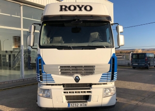 Cabeza tractora RENAULT PREMIUM 460.18T, automática con intarder, del año 2013, con 801.757km