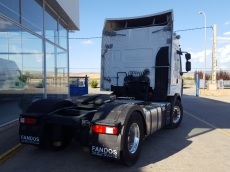 Cabeza tractora de ocasión RENAULT  PREMIUM 460.18 DXI, automática con intarder, spoilers, 491.735km del año 2011.