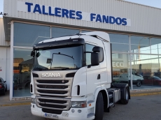 Tractor head Scania G400 automatic with retarder, year 2011, 344.728km with bed.