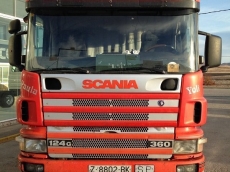 Tractor head Scania P124, 360, 4x2, manual, with a bed, tyres 315/80R22.5