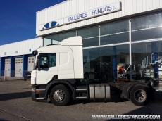 Tractor head Scania P400 automatic with retarder, year 2012, 371.600km with bed.