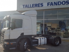 Tractor head Scania P400 Opticruise with retarder, year 2012, 490.010km with bed.
