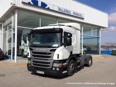 Tractor head Scania P400 automatic with retarder, year 2012, 387.628km with bed.