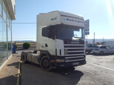 Tractor head Scania R124 420hp manual with retarder, year 2004, 1.439.925km with 2 beds.