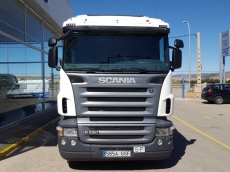 Cabeza tractora de ocasión marca Scania modelo R420, Opticruise con intarder, año 2009, 1.485.260km, con cama.