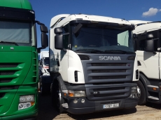 Tractor head Scania R420 opticruise with retarder, year 2009, 1.039.065km with bed.