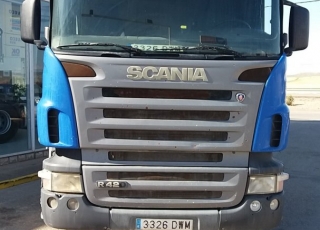 Cabeza tractora de ocasión marca Scania modelo R420, Opticruise con intarder, año 2006, 1.148.837km.
Precio sin impuestos.